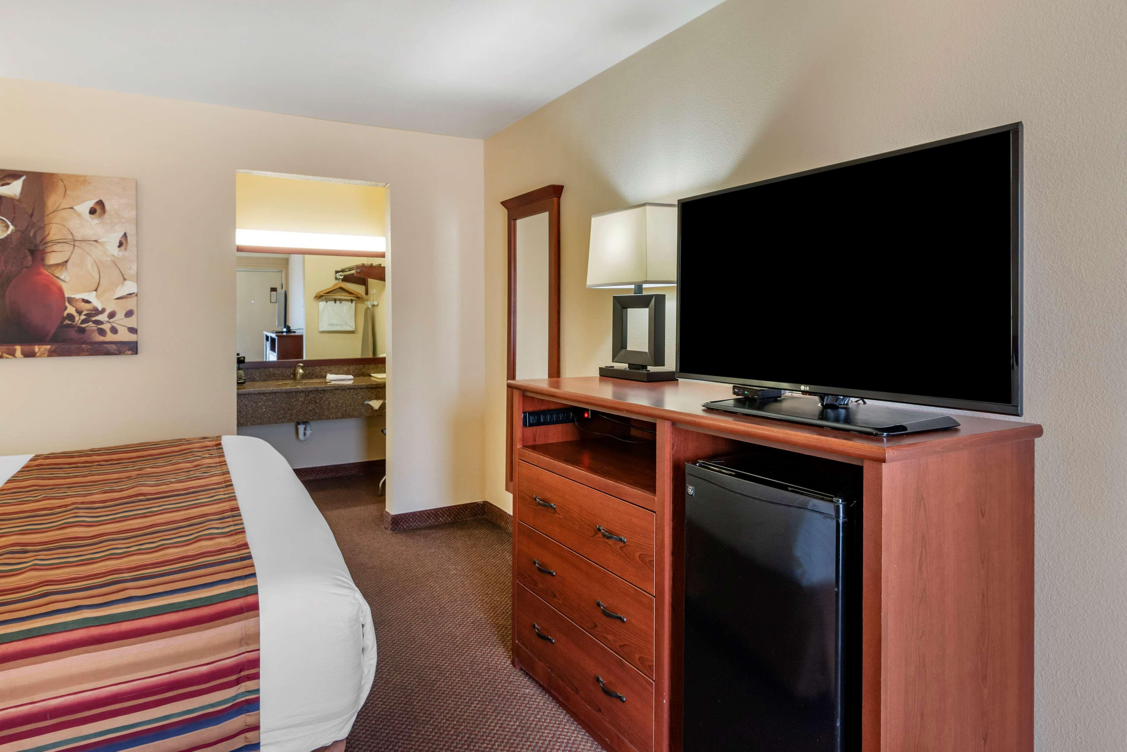 Best Western Sherwood Inn Clarksville Ngoại thất bức ảnh