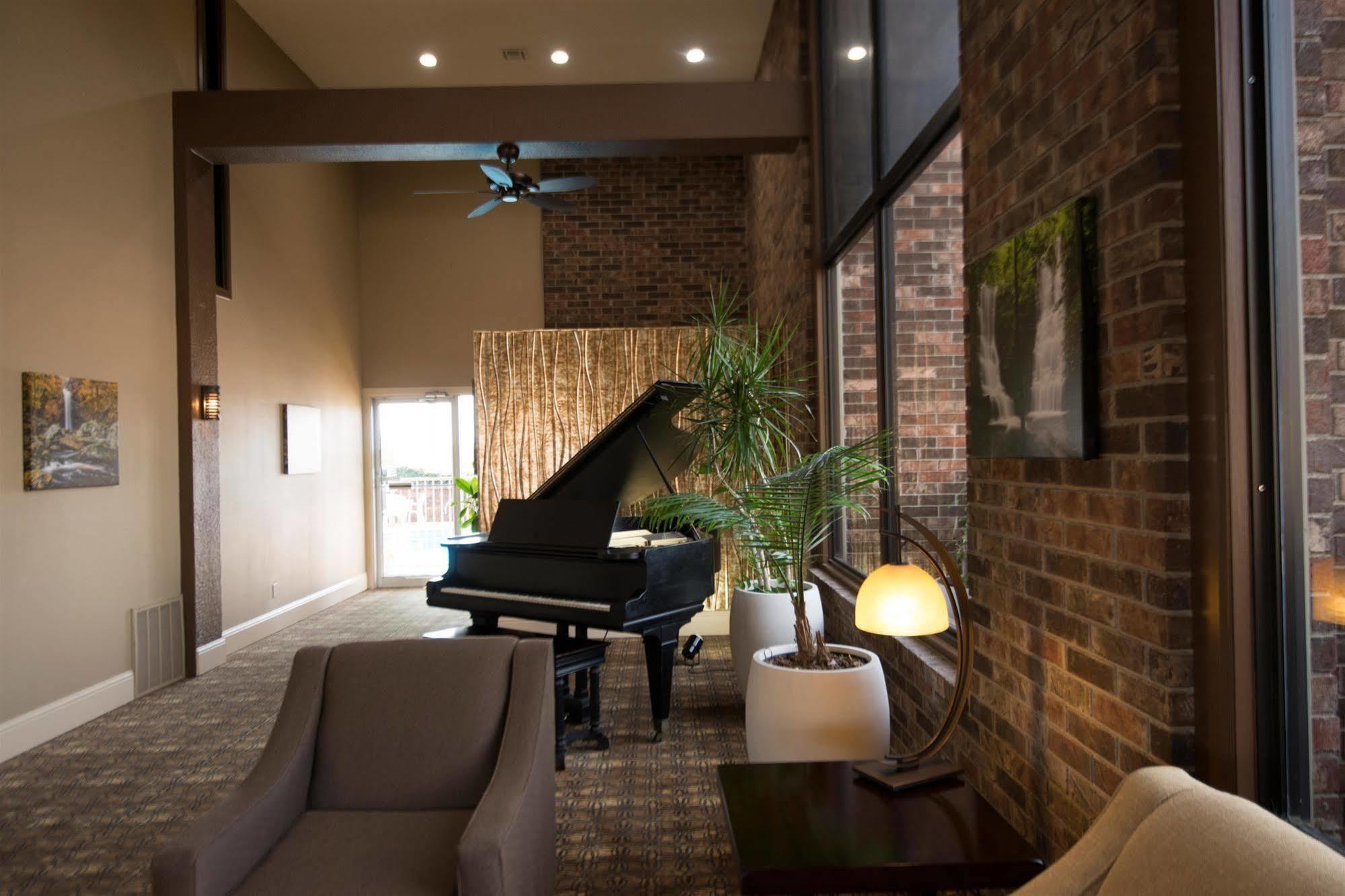 Best Western Sherwood Inn Clarksville Ngoại thất bức ảnh